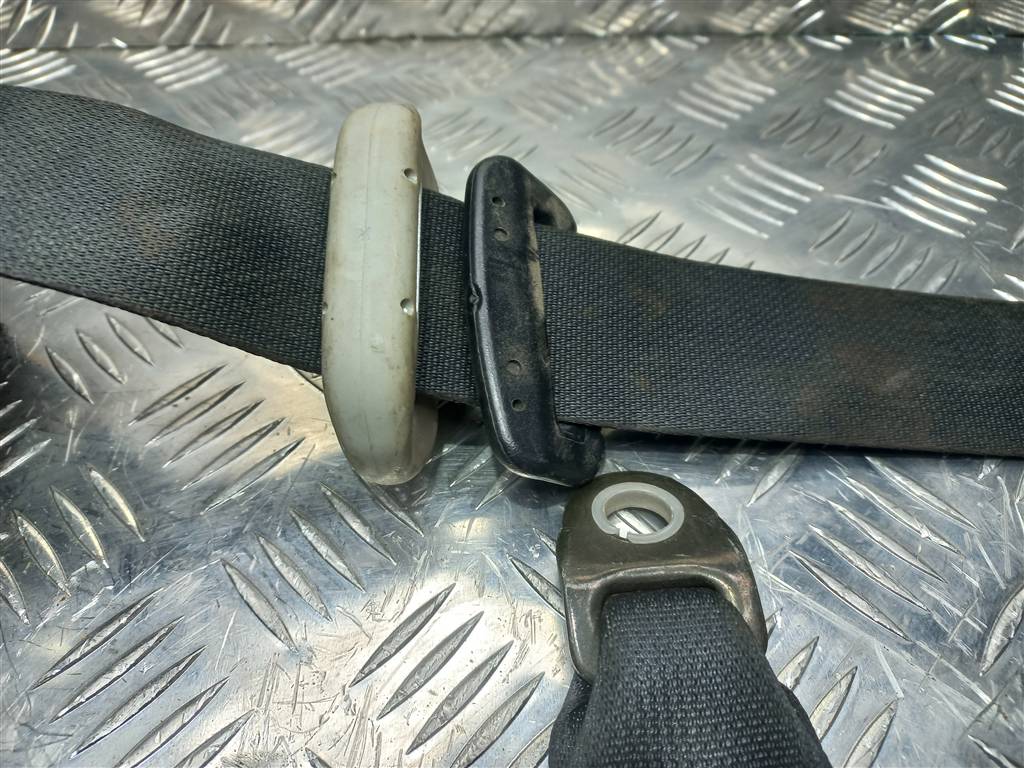 ремень безопасности SUZUKI Grand Vitara 2.0 4WD MT (140 л.с.)Grand Vitara  II (2005—2008) Внедорожник 8490265J12BHE, 2700 рублей, Москва