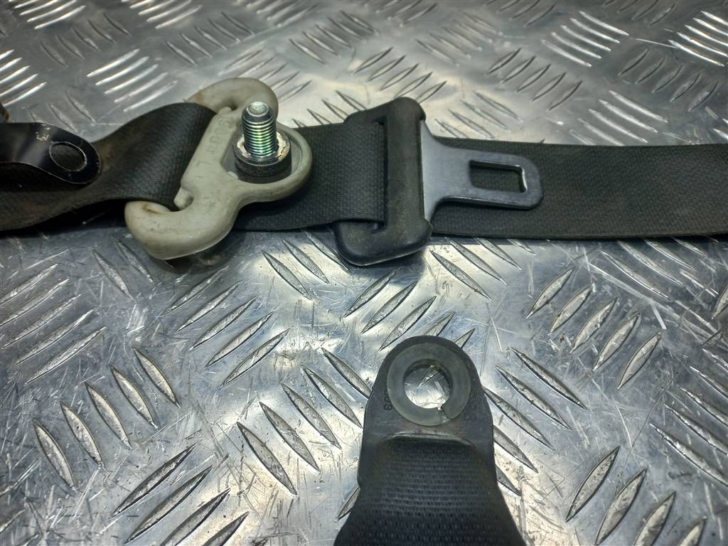 ремень безопасности SUZUKI Grand Vitara 2.0 4WD MT (140 л.с.)Grand Vitara  II (2005—2008) Внедорожник 8490265J12BHE, 2700 рублей, Москва