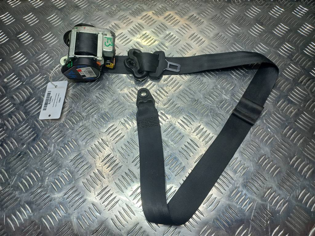 ремень безопасности FORD Focus  1764014, 3279 рублей, Москва