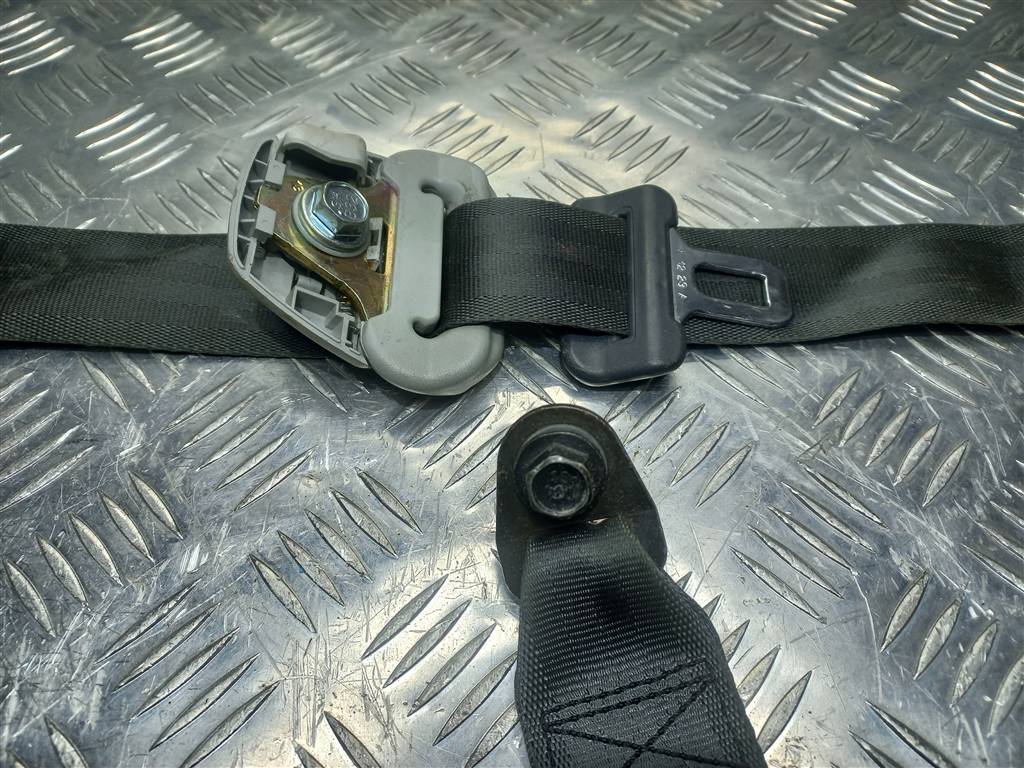 ремень безопасности Hyundai GETZ 1.4 AT (97 л.с.)Getz  I рестайлинг (2005—2011) Хетчбэк 888701C901WK, 2130 рублей, Москва