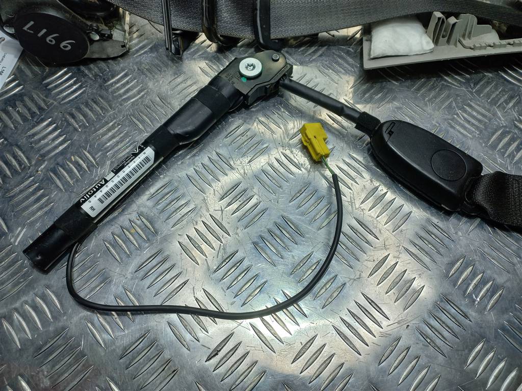 ремень безопасности CHEVROLET  ORLANDO 1.8 AT (141 л.с.)Orlando  I (2010—2018) Минивэн 13297103, 3279 рублей, Москва