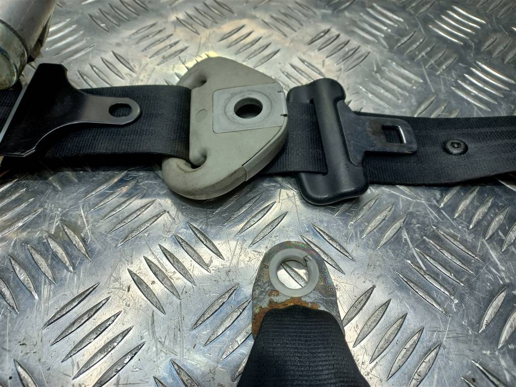 ремень безопасности SUZUKI JIMNY 1.3 4WD MT (86 л.с.)Jimny  III рестайлинг (2005—2012) Внедорожник 8490281A71ED3, 6150 рублей, Москва