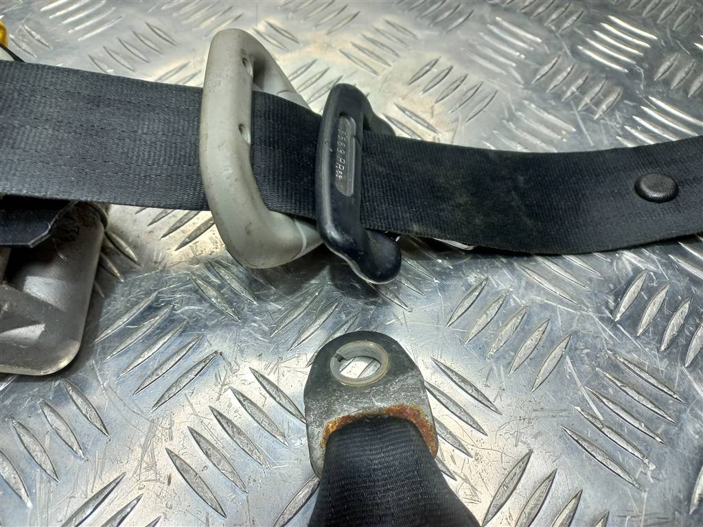 ремень безопасности SUZUKI JIMNY 1.3 4WD MT (86 л.с.)Jimny  III рестайлинг (2005—2012) Внедорожник 8490281A71ED3, 6150 рублей, Москва