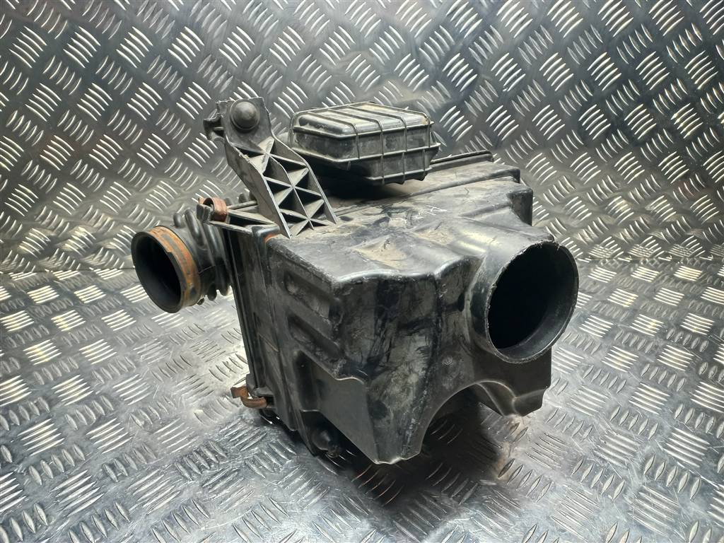 корпус воздушного фильтра MAZDA 3  LF5013320D, 2700 рублей, Москва