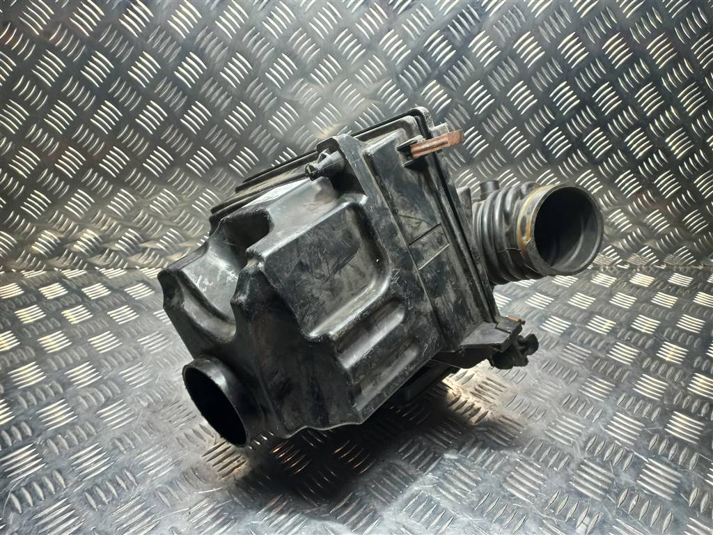 корпус воздушного фильтра MAZDA 3  LF5013320D, 2700 рублей, Москва