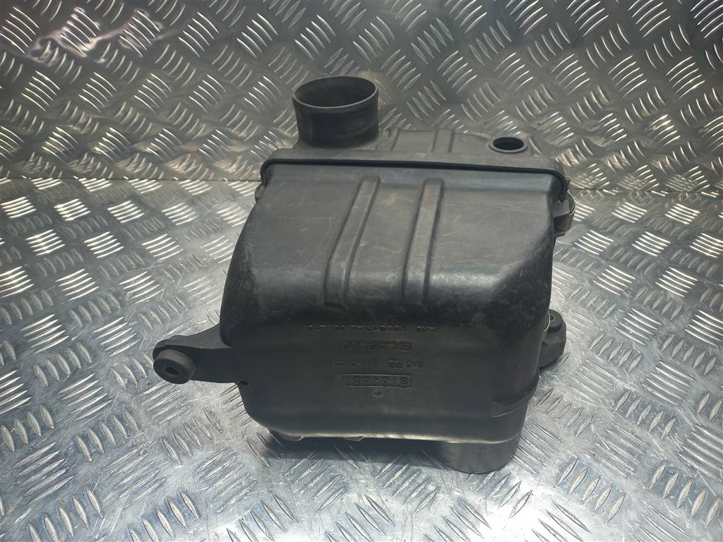 корпус воздушного фильтра SUZUKI JIMNY Jimny 1370081A00, 2700 рублей, Москва