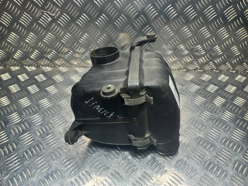 корпус воздушного фильтра SUZUKI JIMNY Jimny 1370081A00, 2700 рублей, Москва