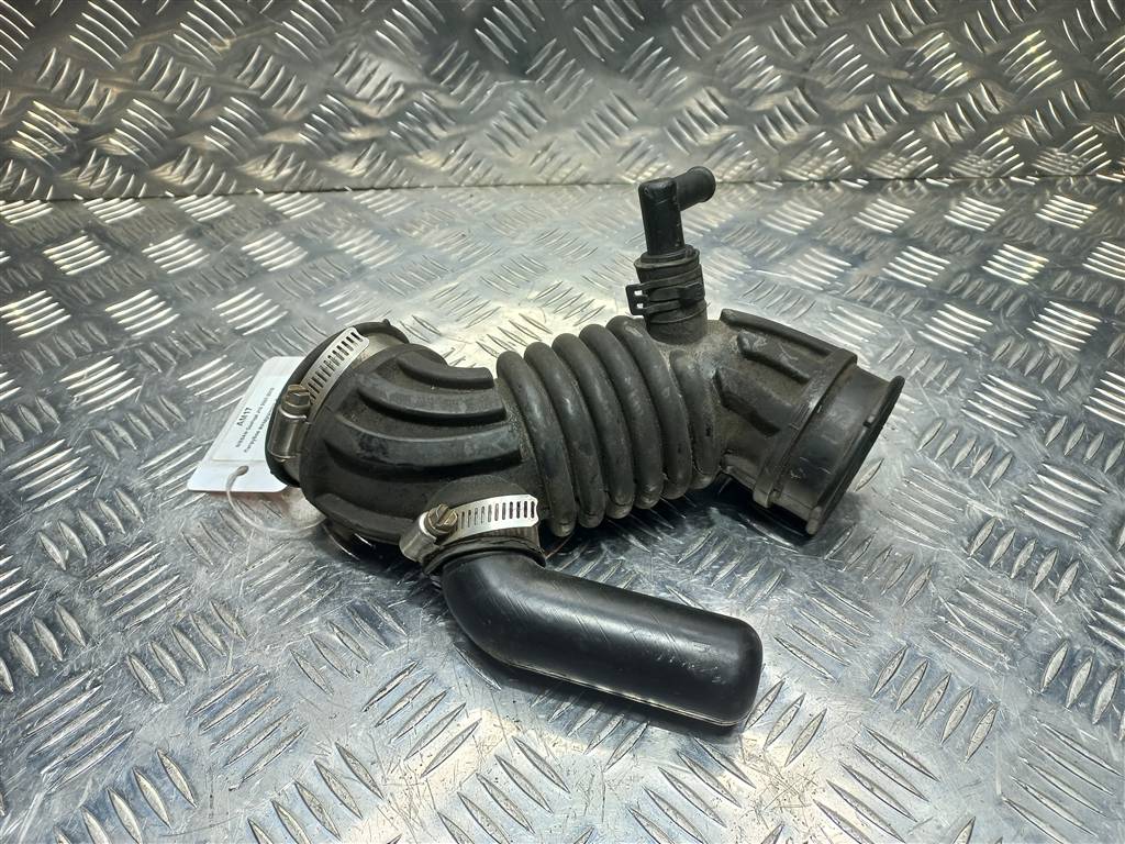 патрубок воздушного фильтра NISSAN QASHQAI  16576JD00A, 5000 рублей, Москва