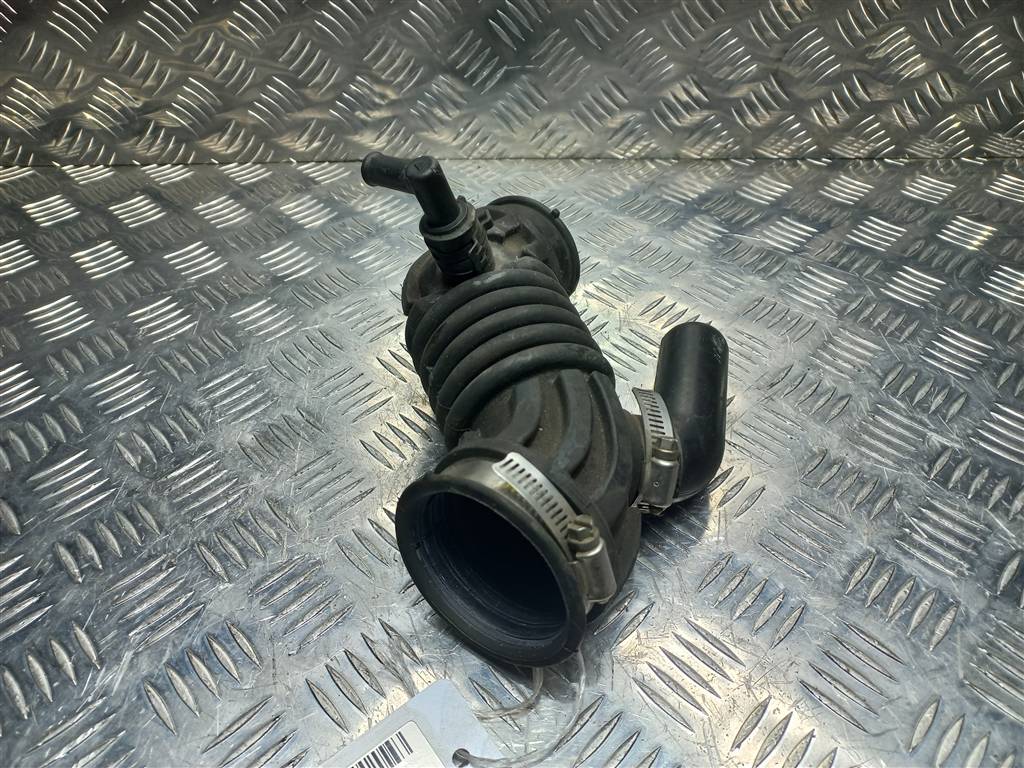 патрубок воздушного фильтра NISSAN QASHQAI  16576JD00A, 5000 рублей, Москва