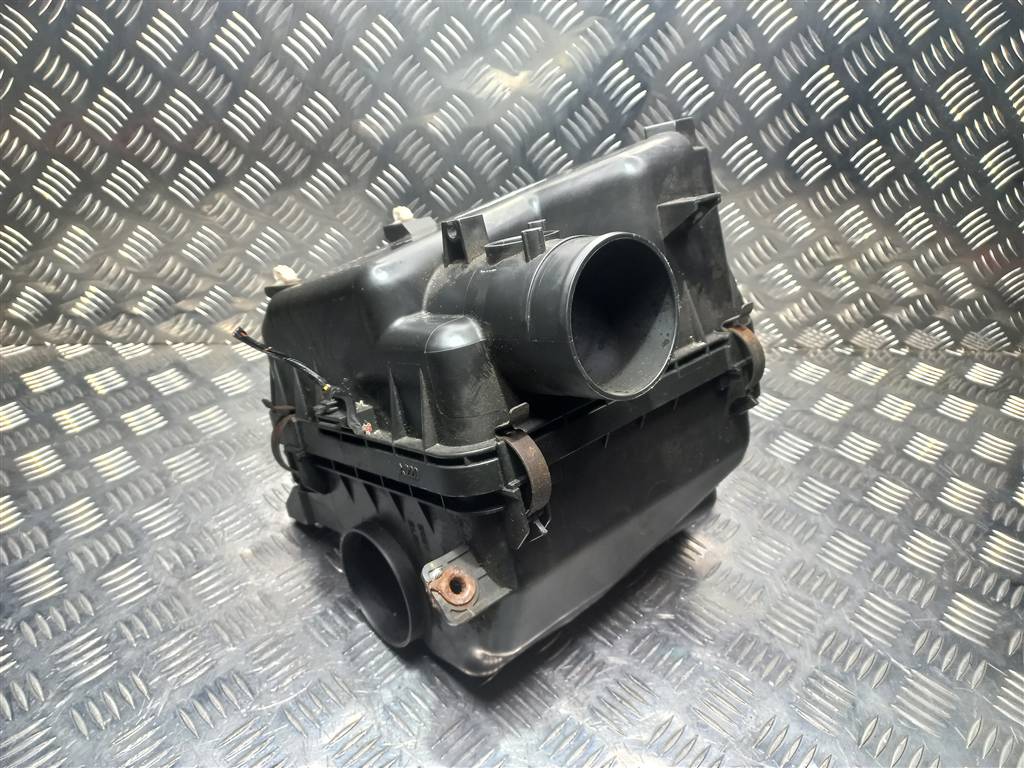 корпус воздушного фильтра MITSUBISHI L200  2.5 DI-D MT (136 л.с.)L200  IV (2006—2014) Пикап MN135613, 5580 рублей, Москва