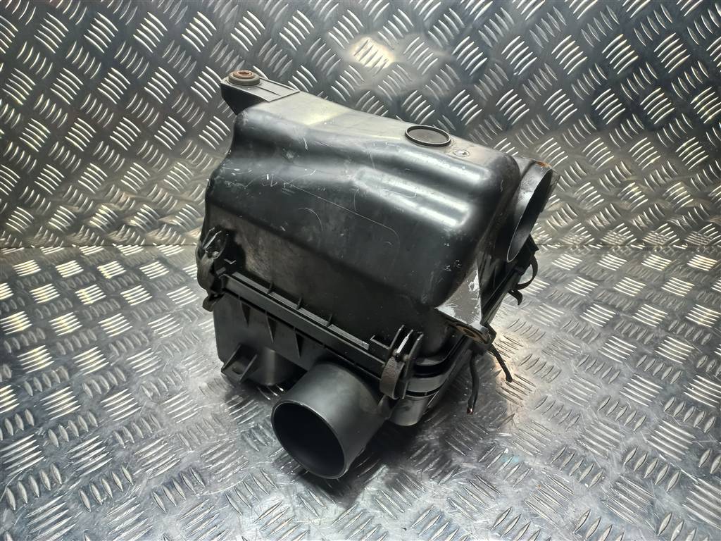 корпус воздушного фильтра MITSUBISHI L200  2.5 DI-D MT (136 л.с.)L200  IV (2006—2014) Пикап MN135613, 5580 рублей, Москва