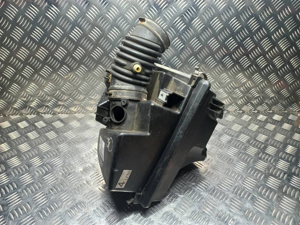 корпус воздушного фильтра MAZDA 3  LF5013320D, 2700 рублей, Москва