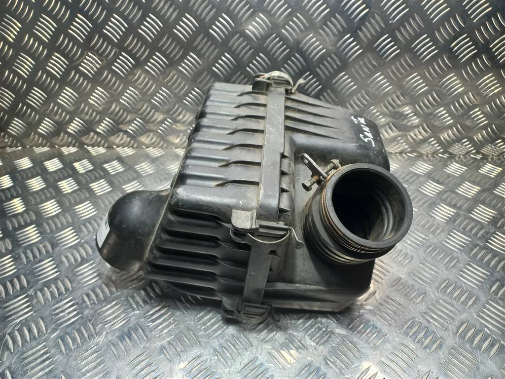 корпус воздушного фильтра Hyundai SANTA FE  2811026150, 1550 рублей, Москва