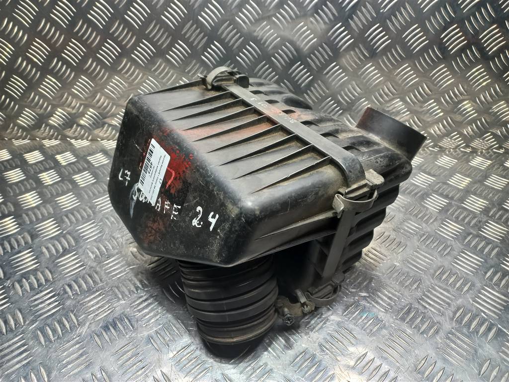 корпус воздушного фильтра Hyundai SANTA FE  2811026050, 2700 рублей, Москва