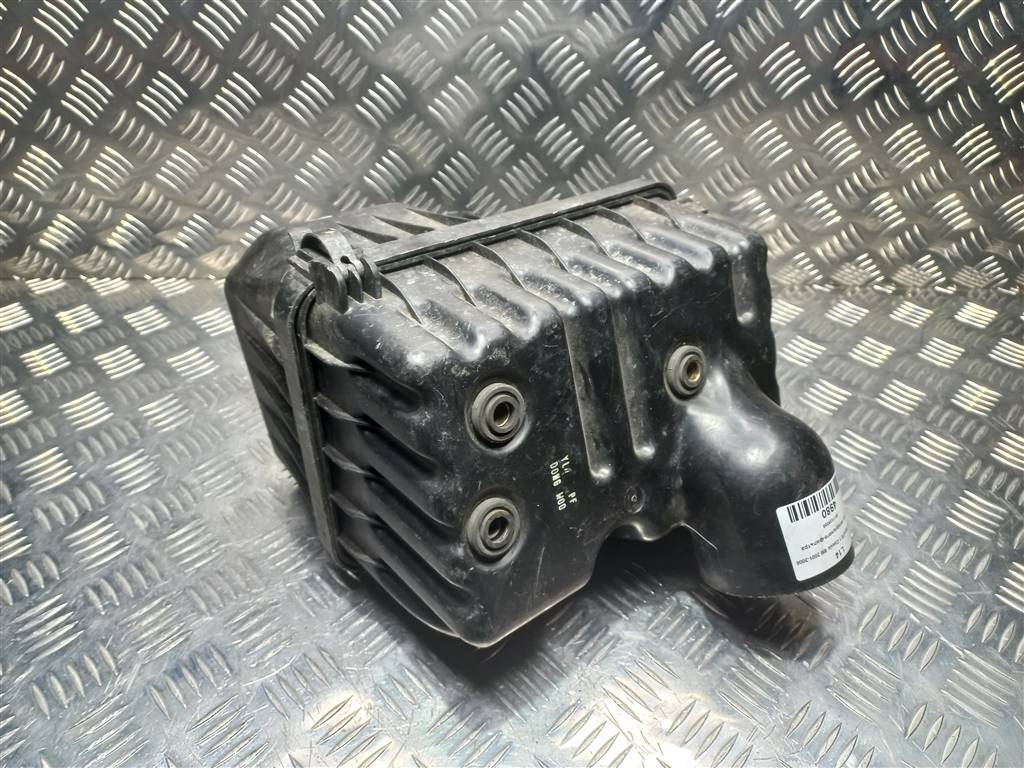 корпус воздушного фильтра Hyundai SANTA FE  2811026050, 2700 рублей, Москва