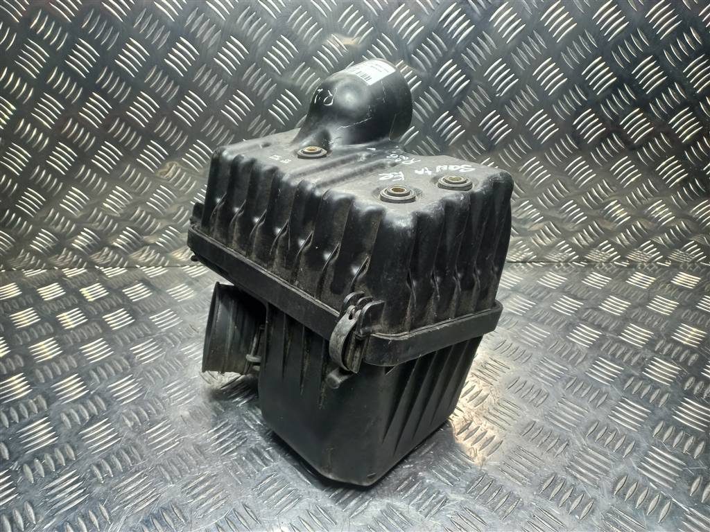 корпус воздушного фильтра Hyundai SANTA FE  2811026050, 2700 рублей, Москва