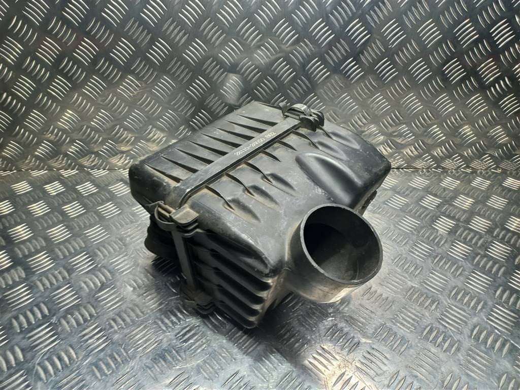 корпус воздушного фильтра Hyundai SANTA FE  2811026050, 2700 рублей, Москва