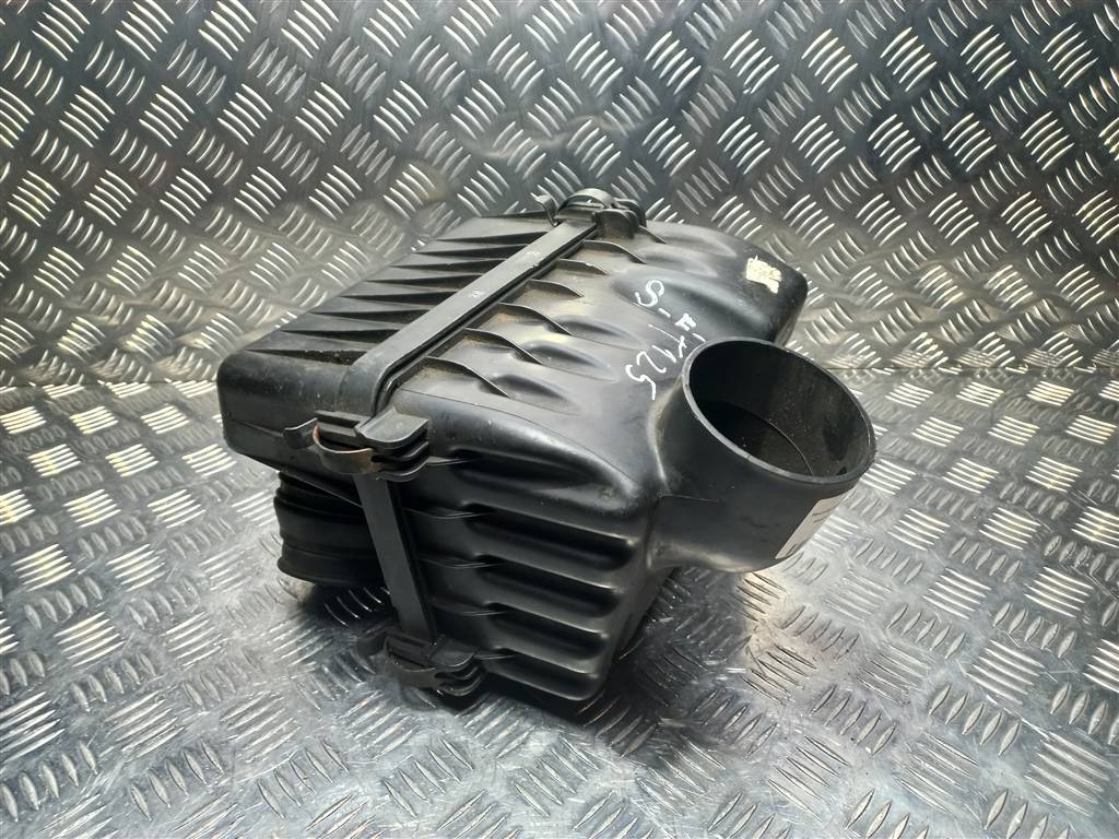 корпус воздушного фильтра Hyundai SANTA FE  2811226000, 1550 рублей, Москва