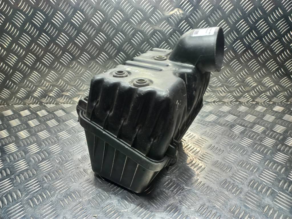 корпус воздушного фильтра Hyundai SANTA FE  2811026050, 2700 рублей, Москва