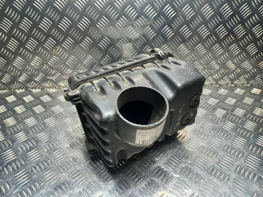 корпус воздушного фильтра Hyundai SANTA FE  2811026050, 2700 рублей, Москва