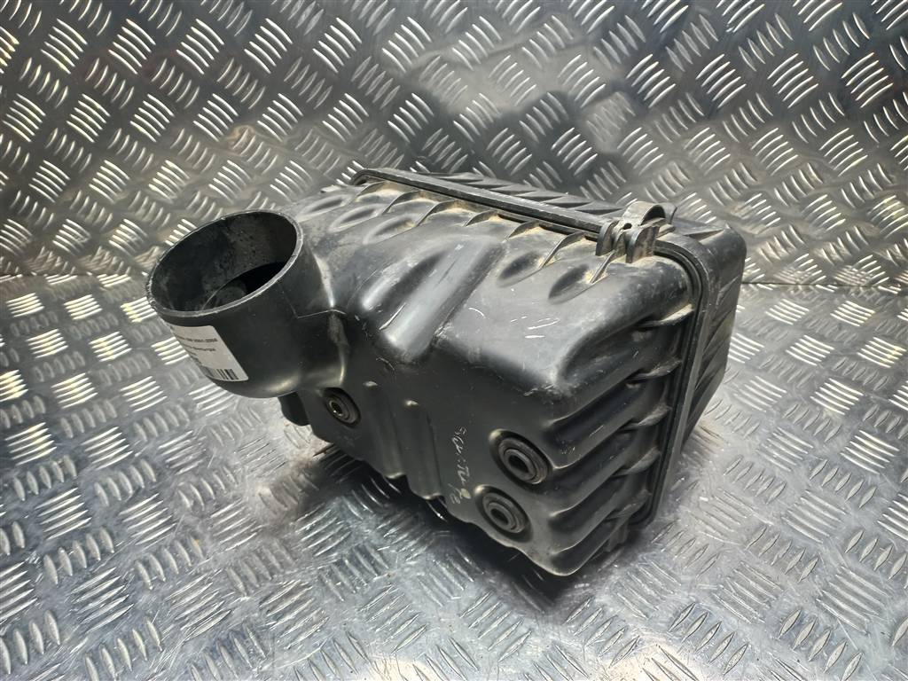 корпус воздушного фильтра Hyundai SANTA FE  2811026050, 2700 рублей, Москва