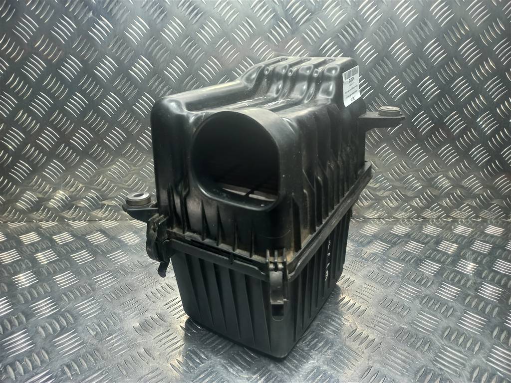 корпус воздушного фильтра Hyundai SANTA FE  281102B000, 3850 рублей, Москва