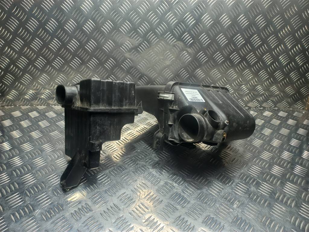 корпус воздушного фильтра SUZUKI IGNIS  1370086G00, 1550 рублей, Москва