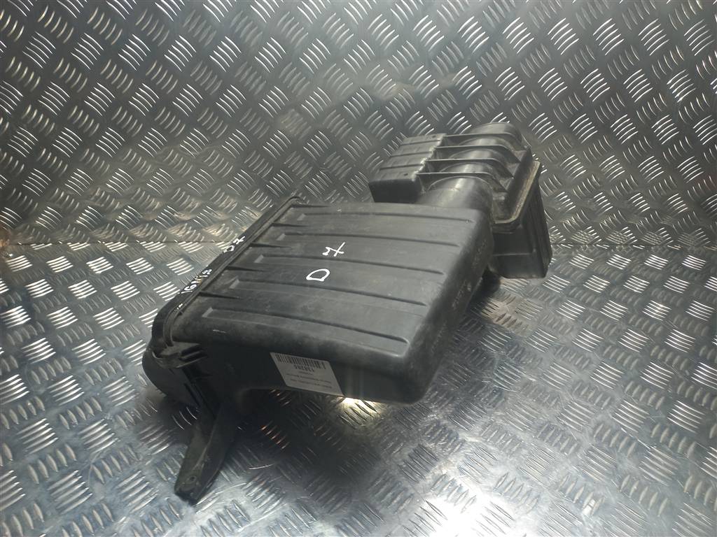 корпус воздушного фильтра SUZUKI IGNIS  1370086G00, 1550 рублей, Москва