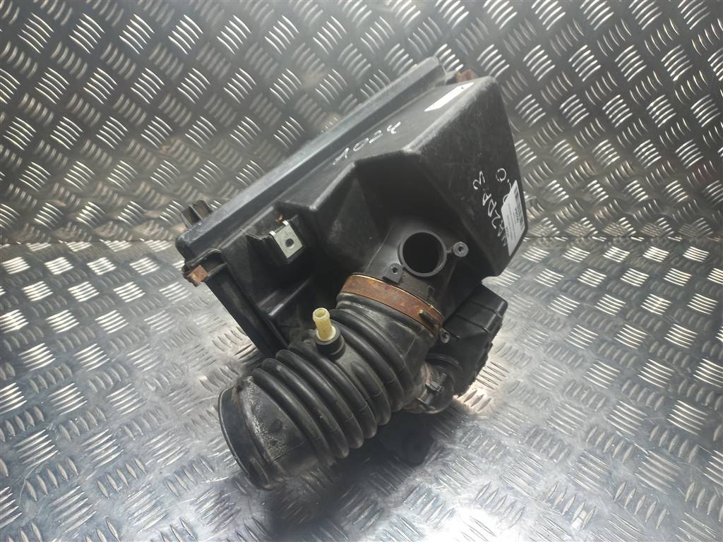 корпус воздушного фильтра MAZDA 3  LF5013320D, 2700 рублей, Москва