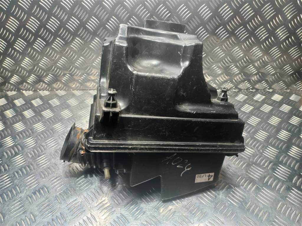 корпус воздушного фильтра MAZDA 3  LF5013320D, 2700 рублей, Москва