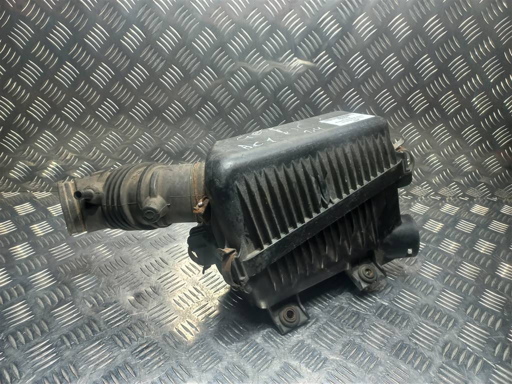 корпус воздушного фильтра Hyundai GETZ 1.3 AT (85 л.с.)Getz  I (2002—2005) Хетчбэк 281121C000, 1550 рублей, Москва