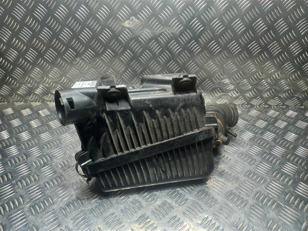 корпус воздушного фильтра Hyundai GETZ 1.3 AT (85 л.с.)Getz  I (2002—2005) Хетчбэк 281121C000, 1550 рублей, Москва