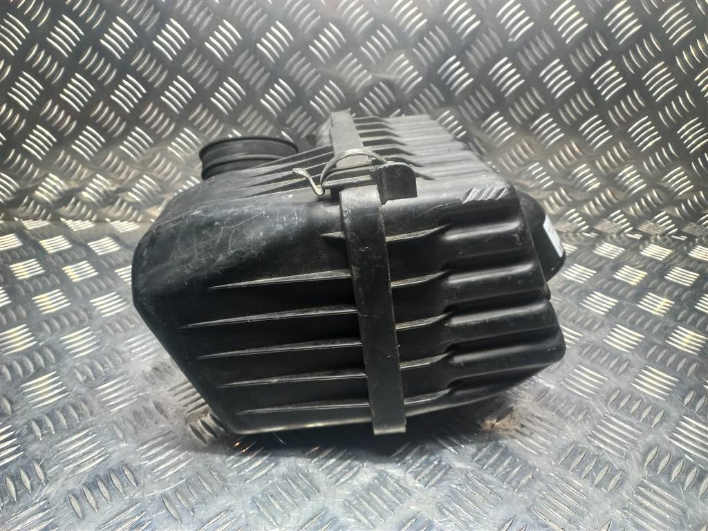 корпус воздушного фильтра Hyundai SANTA FE  2811226000, 1550 рублей, Москва