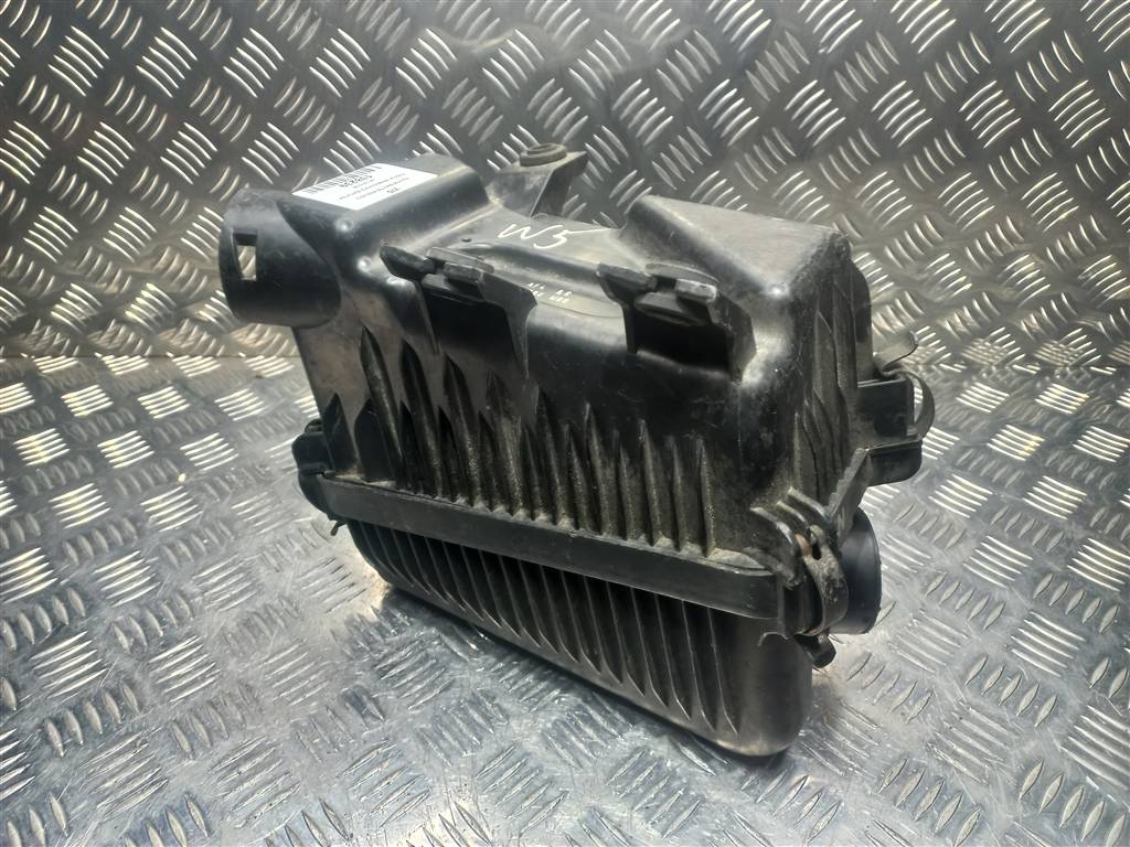 корпус воздушного фильтра Hyundai GETZ 1.4 AT (97 л.с.)Getz  I рестайлинг (2005—2011) Хетчбэк 281101C700, 1550 рублей, Москва