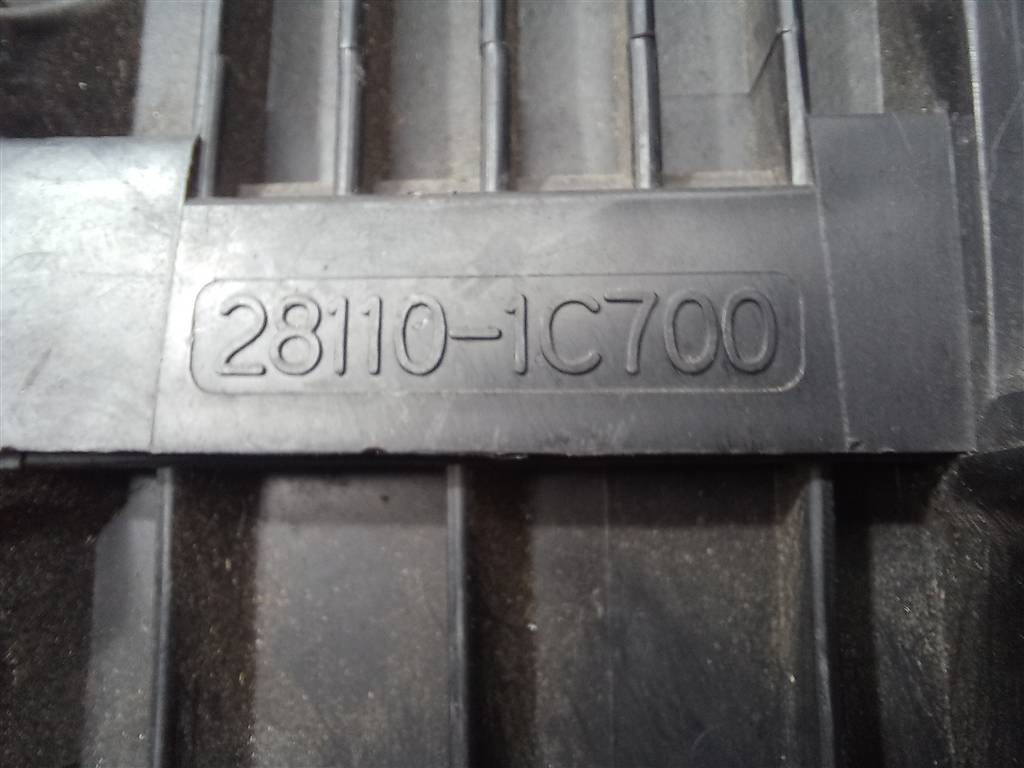 корпус воздушного фильтра Hyundai GETZ 1.4 AT (97 л.с.)Getz  I рестайлинг (2005—2011) Хетчбэк 281101C700, 1550 рублей, Москва