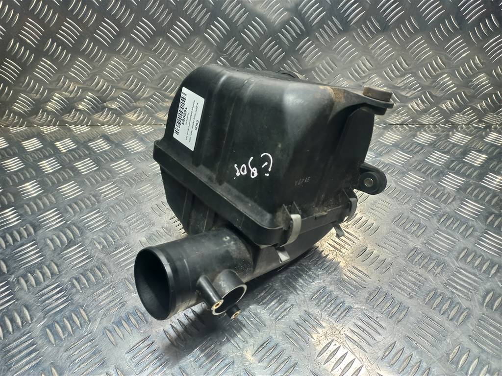 корпус воздушного фильтра SUZUKI JIMNY 1.3 4WD MT (86 л.с.)Jimny  III рестайлинг (2005—2012) Внедорожник 1370076J00, 3740 рублей, Москва