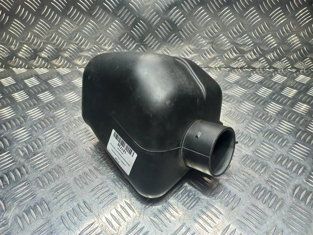 резонатор воздушного фильтра SUBARU Tribeca 3.0 4WD AT (250 л.с.)Tribeca  WX (2004—2007) Внедорожник 46043XA00A, 750 рублей, Москва