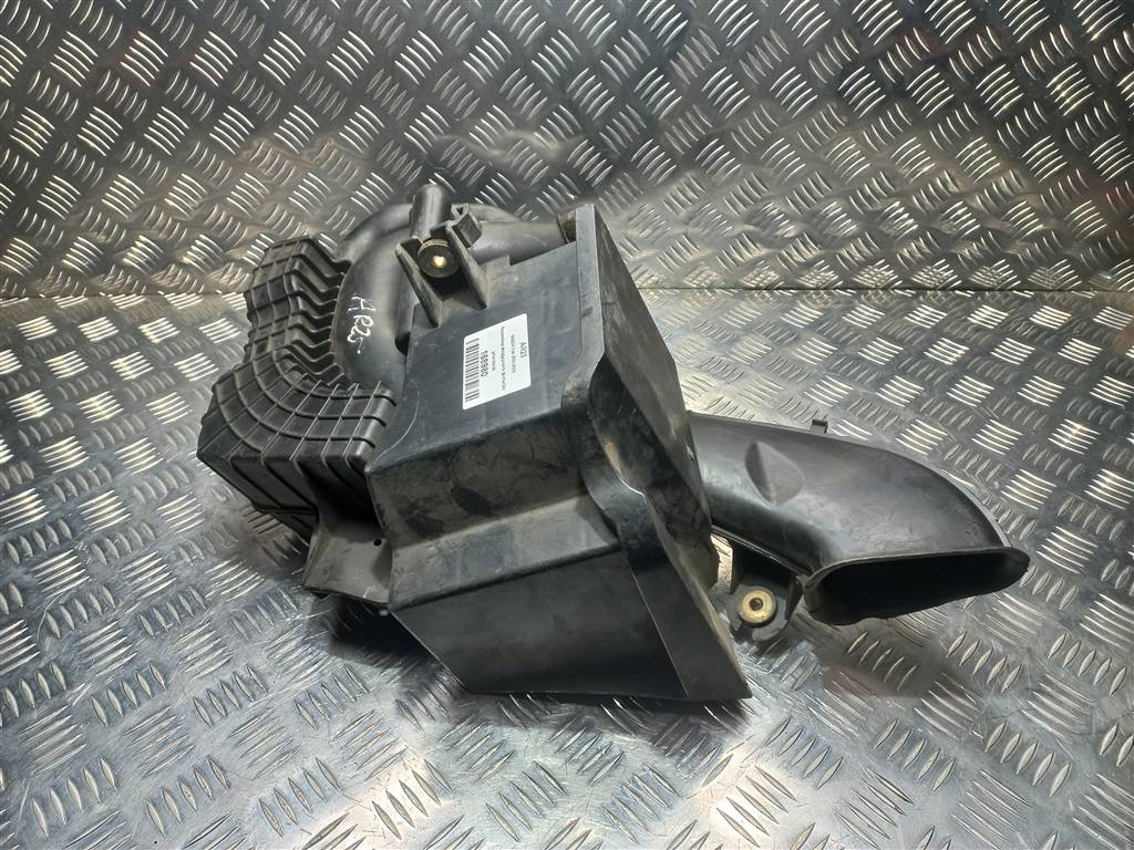 резонатор воздушного фильтра MAZDA 3  LF5013201B, 2700 рублей, Москва