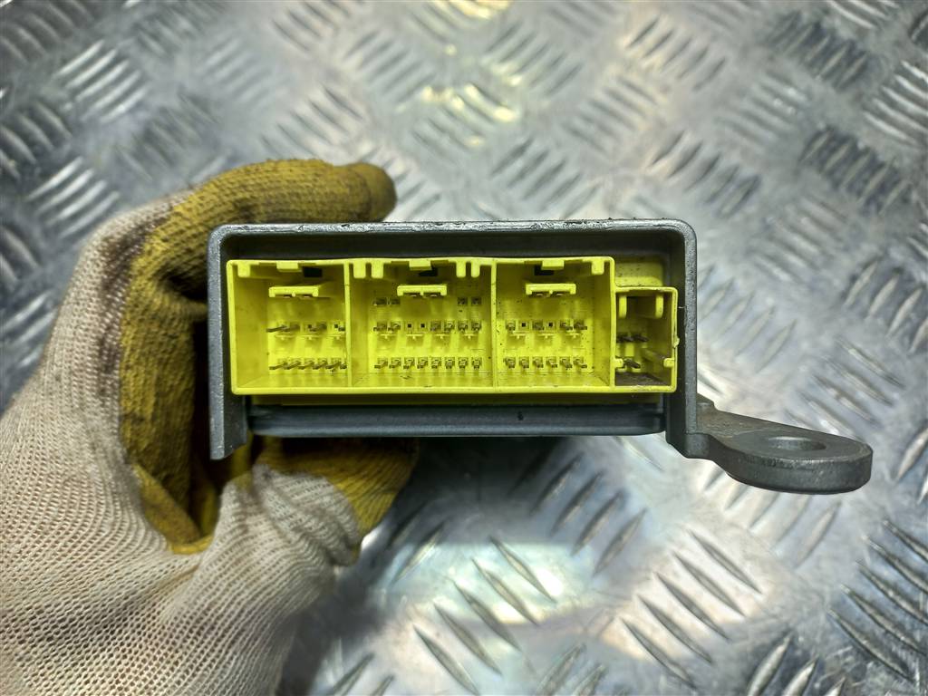 блок управления srs (air bag) NISSAN NAVARA  28556EA100, 980 рублей, Москва