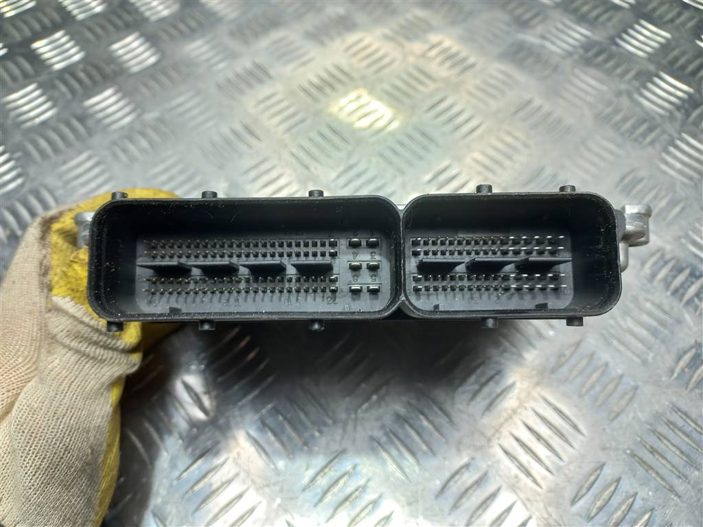 блок управления двигателем Hyundai TUCSON 2.0 CRDi AT (112 л.с.)Tucson  I (2004—2011) Внедорожник 3911427295, 3850 рублей, Москва