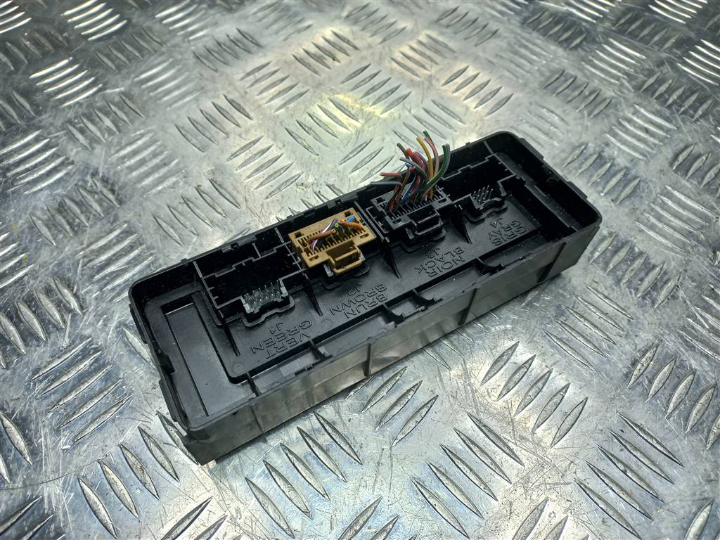 блок управления CHEVROLET  Cruze 1.6 MT (109 л.с.)Cruze  I (2009—2012) Седан 13501658, 980 рублей, Москва