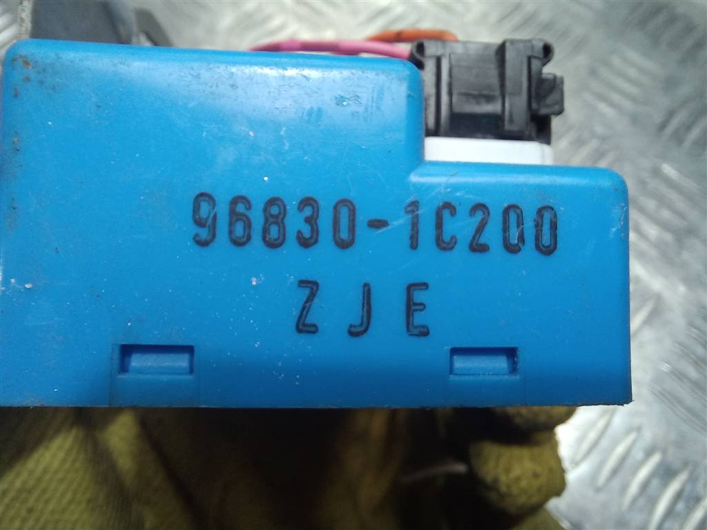 реле Hyundai GETZ 1.6 MT (105 л.с.)Getz  I рестайлинг (2005—2011) Хетчбэк 968301C200, 630 рублей, Москва