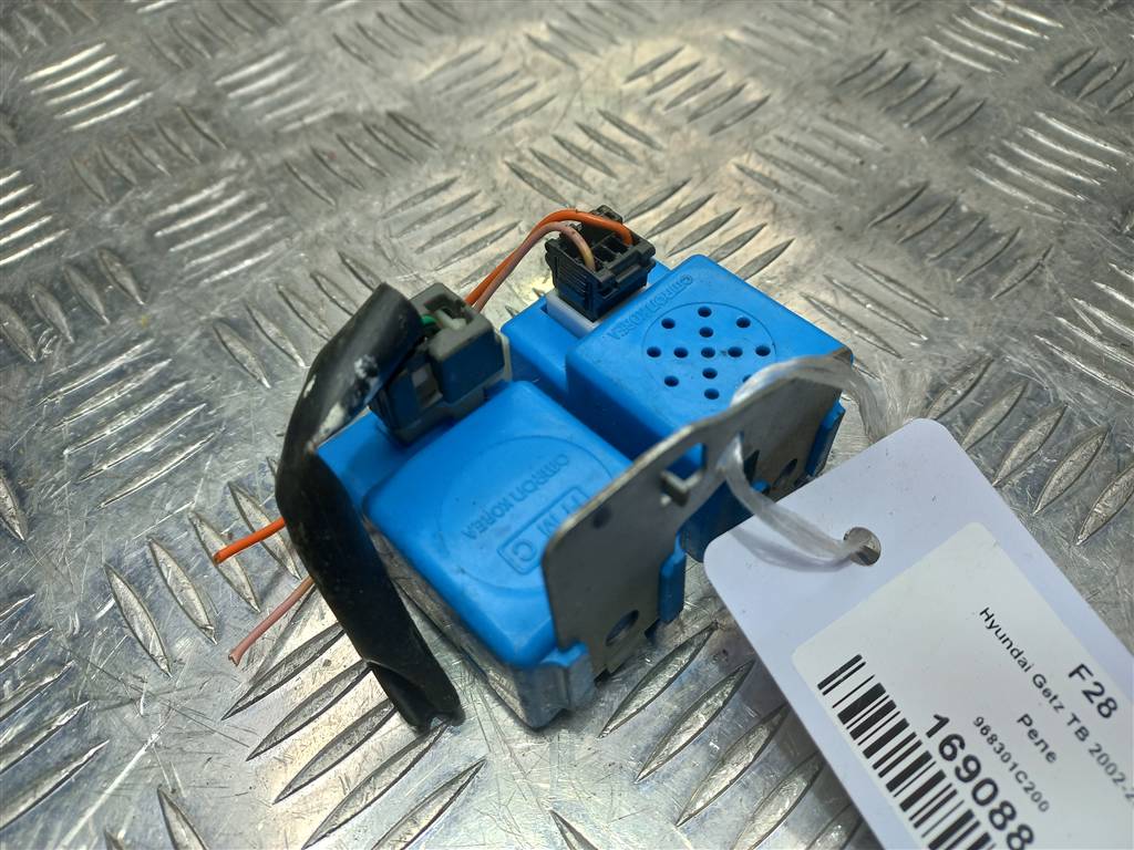 реле Hyundai GETZ 1.3 AT (85 л.с.)Getz  I (2002—2005) Хетчбэк 968301C200, 630 рублей, Москва