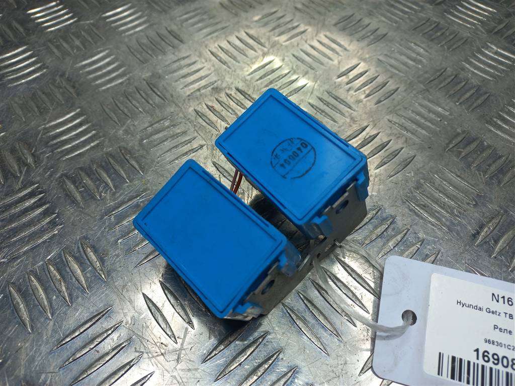 реле Hyundai GETZ 1.3 AT (85 л.с.)Getz  I (2002—2005) Хетчбэк 968301C200, 630 рублей, Москва