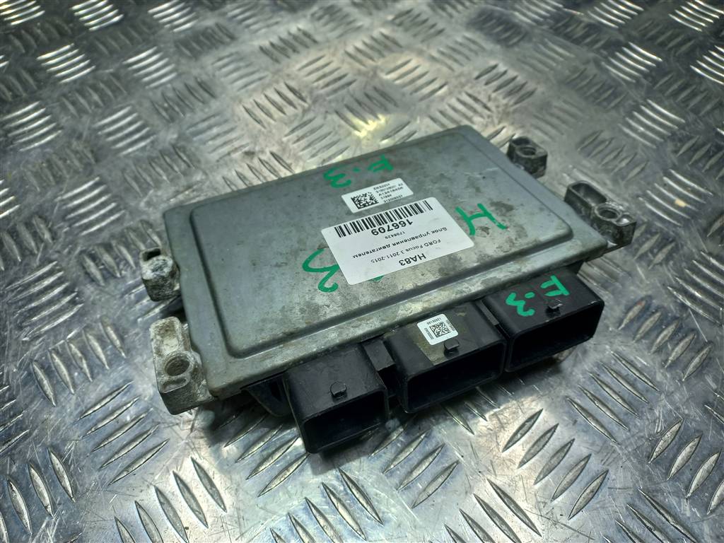 блок управления двигателем FORD Focus  1706429, 10750 рублей, Москва