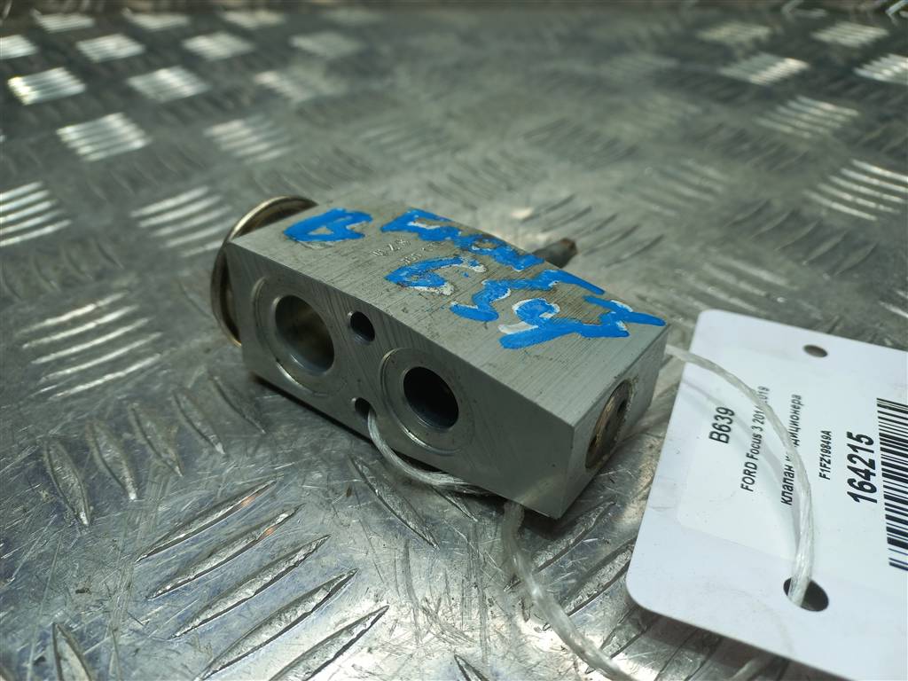 клапан кондиционера FORD Focus 2.0 AMT (160 л.с.)Focus  III рестайлинг (2014—2019) Седан F1FZ19849A, 3850 рублей, Москва