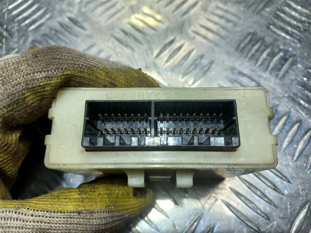 блок управления HONDA CR-V 2.0 AT (150 л.с.)CR-V  II (2001—2004) Внедорожник 39880SCAE01, 630 рублей, Москва