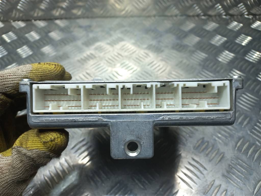 блок управления двигателем HONDA CR-V 2.0 AT (150 л.с.)CR-V  II (2001—2004) Внедорожник 37820PNLE52, 7300 рублей, Москва