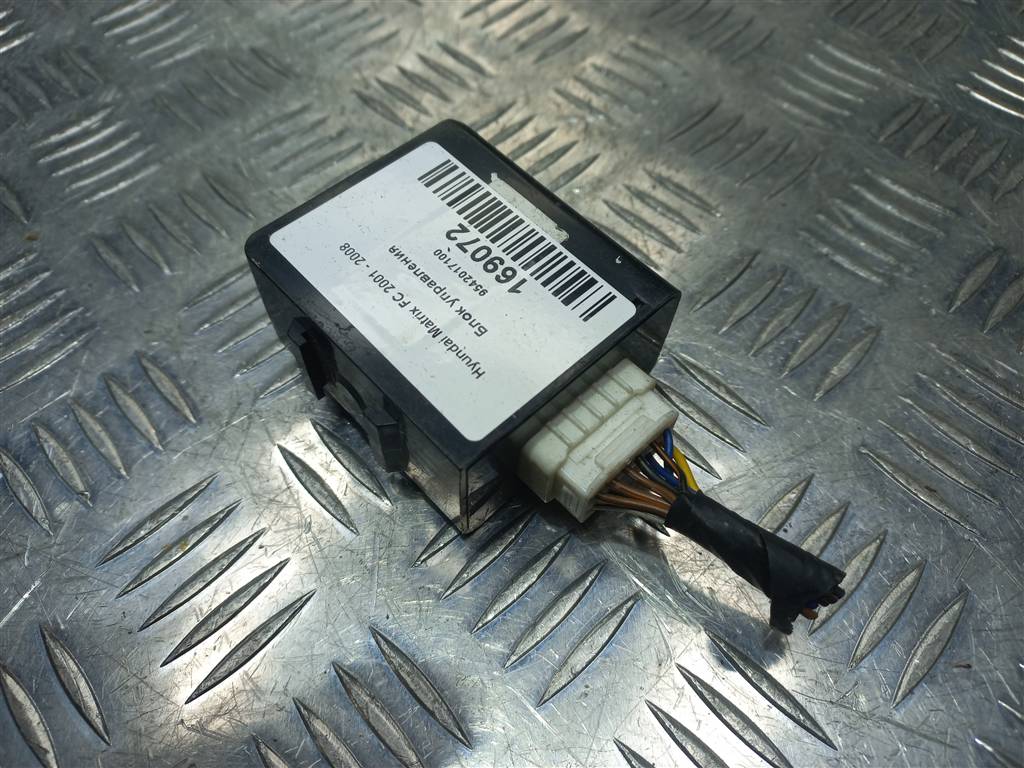 блок управления Hyundai MATRIX  9542017100, 630 рублей, Москва