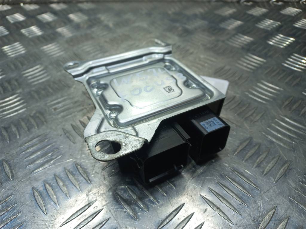 блок управления srs (air bag) FORD Focus  1767129, 1550 рублей, Москва